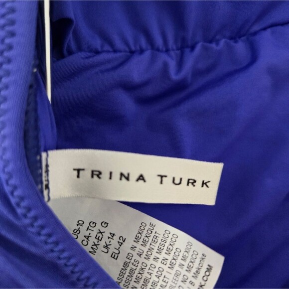 Trina Turk swimsuit size 10 Plunging neckline Blue Island Beach Resort Vacation - Picture 8 of 9